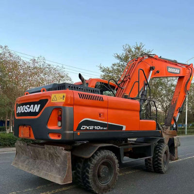 Doosan DX210W Kullanılmış Tekerlekli Kazıcı Hidrolik Mini İkinci El Kazıcı 20100 kg