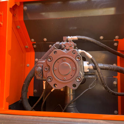 Sürücü Türü Kullanılan DOOSAN DX300LC-9C Kazı Makinesi Toprağı Taşıyan Makineler 30215 kg