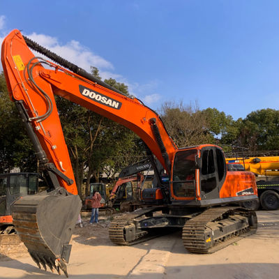 Sürücü Türü Kullanılan DOOSAN DX300LC-9C Kazı Makinesi Toprağı Taşıyan Makineler 30215 kg