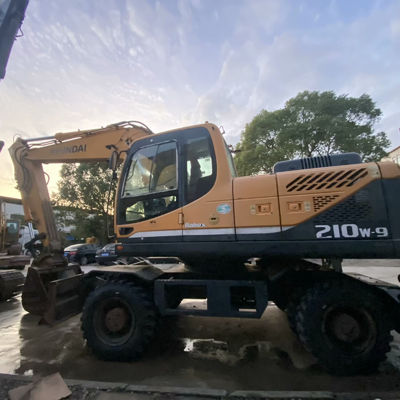 Hyundai 210W-9 Kullanılmış Tekerlekli Kazıcı Hyundai inşaat ekipmanları 20560kg