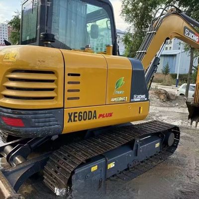 Dizel motorlu mini kazıcı kazıcı XCMG XE60DA Hidrolik sürünen kazıcı