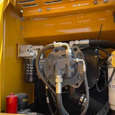 Sarı Renk 1950rpm Kullanılmış XCMG Kazı makinesi XCMG215 Mini Crawler Digger 21450kg