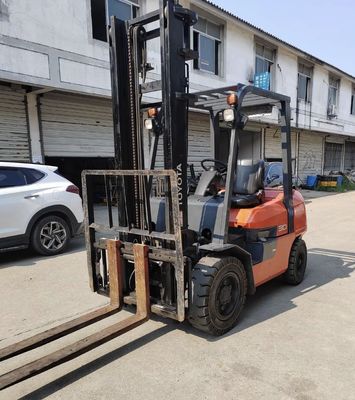 Kompakt TOYOTA 30 Forklift Kamyon İkinci El Mühendislik Makineleri